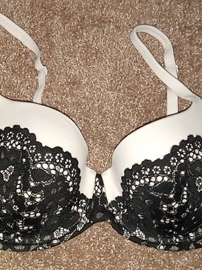 Body by Victoria's Secret Lined Demi Double Women's Bra Sz 34D